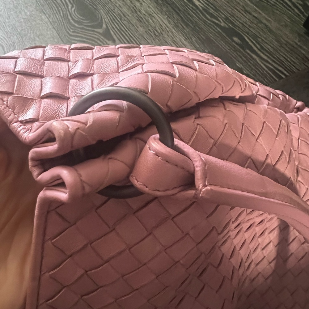 Bottega Veneta bag, used, the quality is very good, no spots on the pink leather - Picture 11 of 11